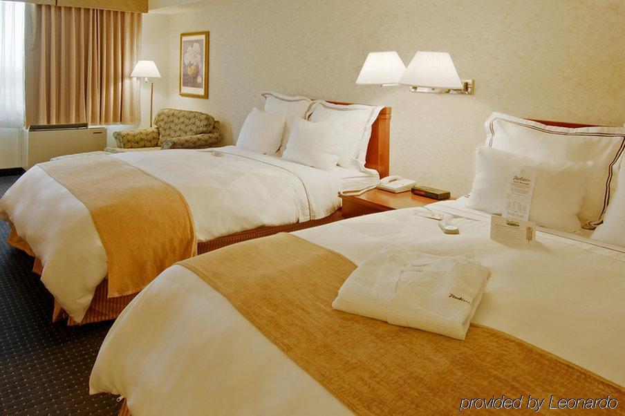 Doubletree By Hilton Windsor, On Hotel Szoba fotó
